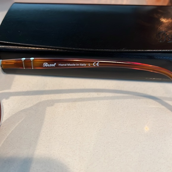 NWT Persol sunglasses - Picture 5 of 7